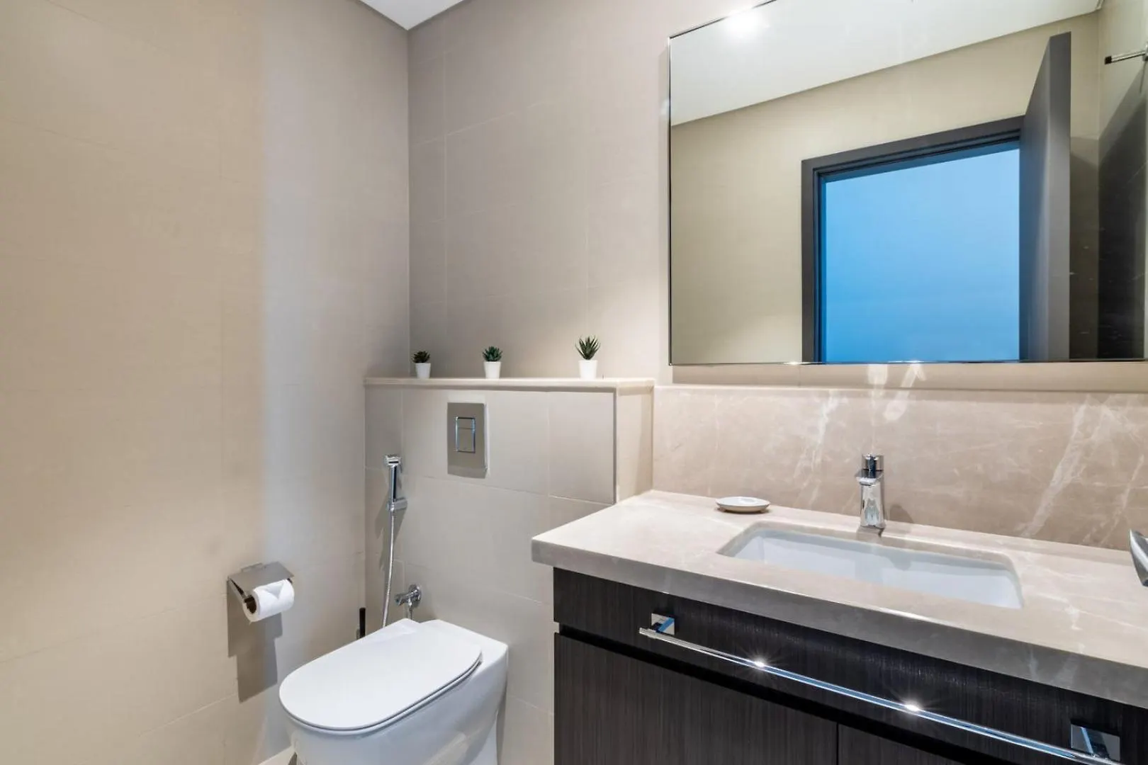 Guestready - Luxury Tower With Burj Khalifa View Apartment Dubai